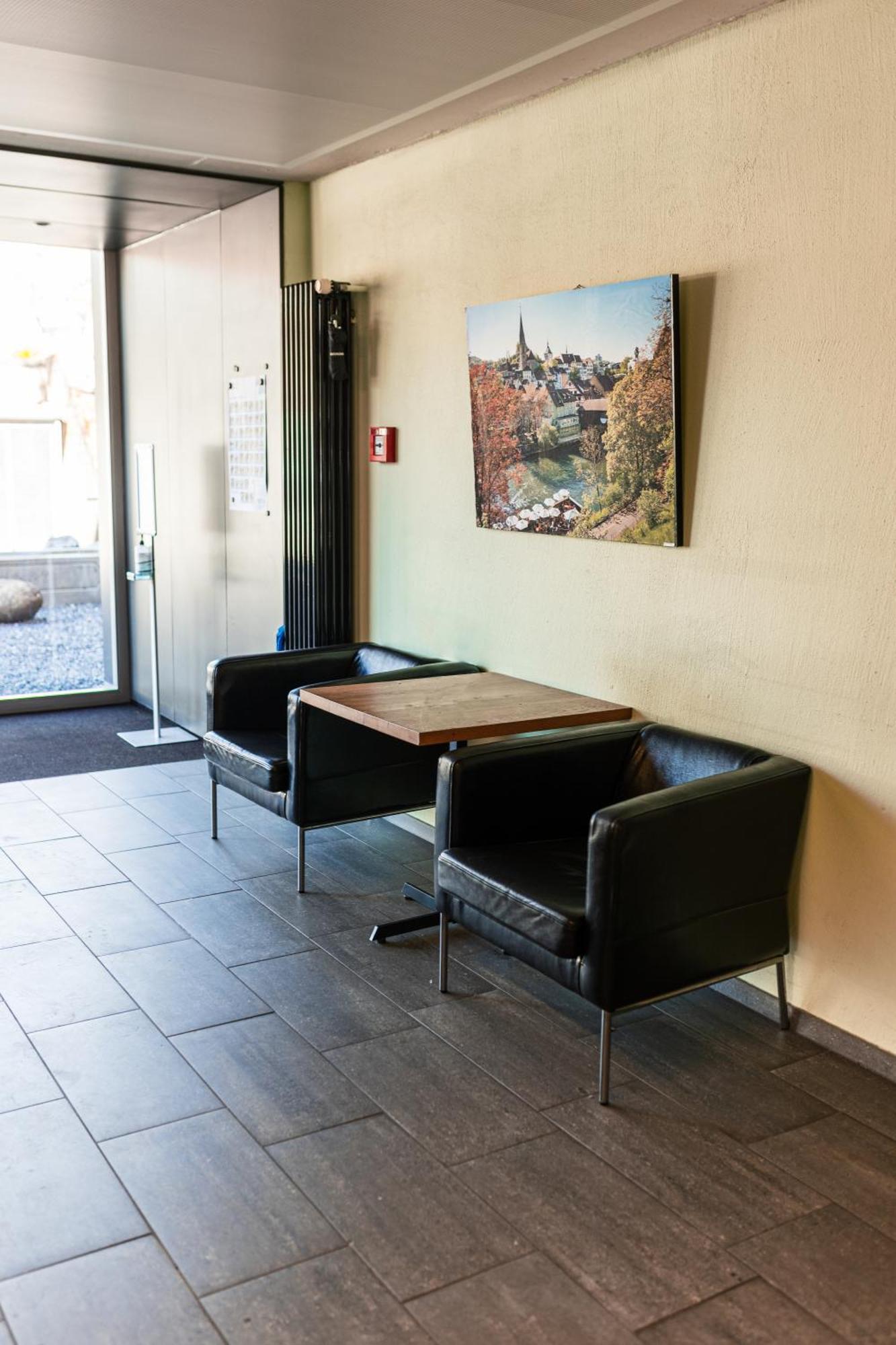 Baden Youth Hostel Екстер'єр фото